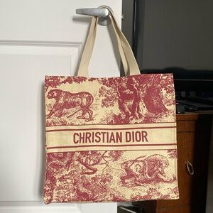 Christian Dior red Dioriviera straw tote bag